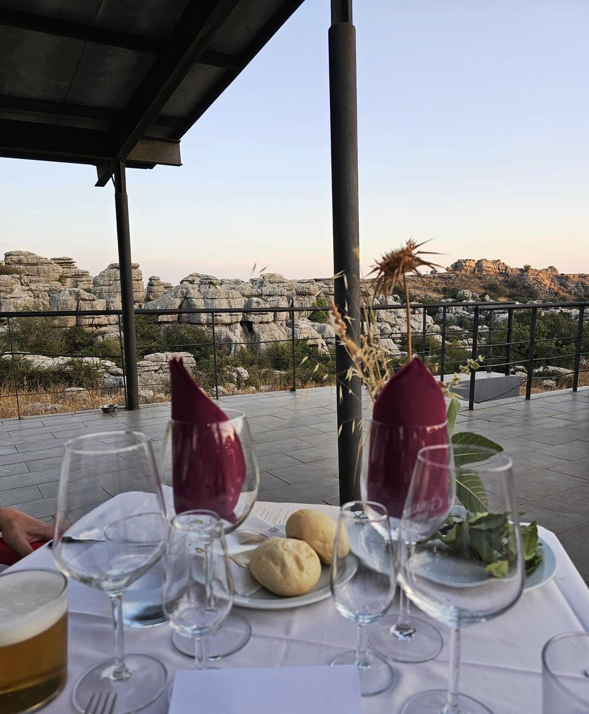 Cena bajo el cielo del Torcal (6)