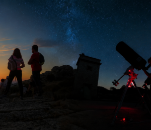 atardecer y estrellas